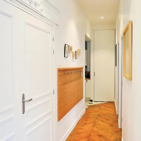 2 Bedroom Awesome In Appartamento